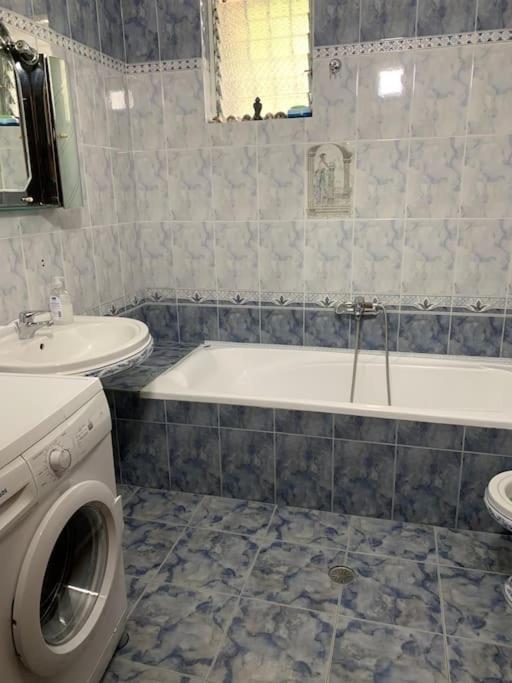 Christina'S House With 2 Bedrooms And Free Parking Gjirokaster Exterior photo