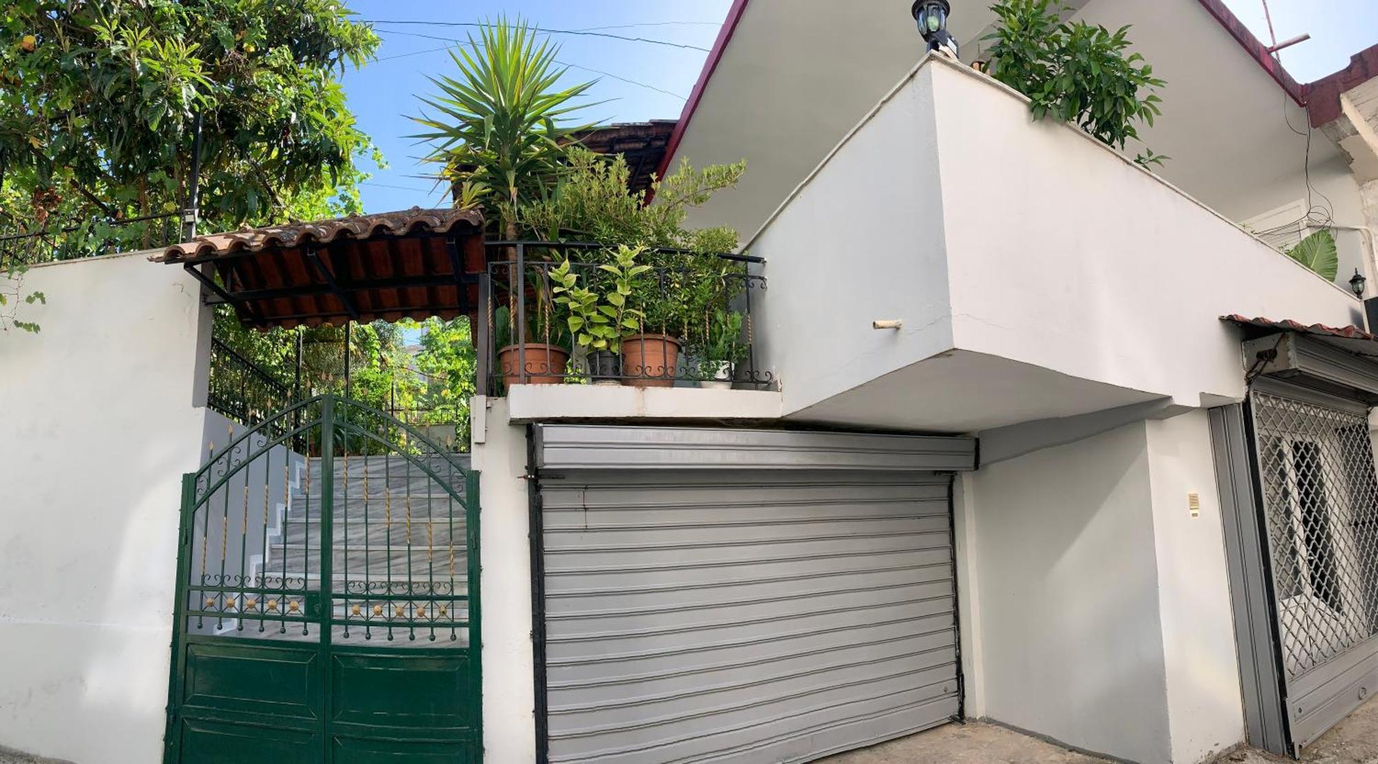 Christina'S House With 2 Bedrooms And Free Parking Gjirokaster Exterior photo